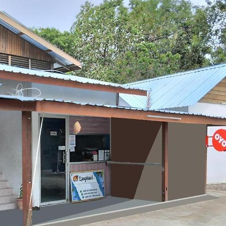 Oyo 90176 D'Cruz Sunrise Villa Pantai Cenang  Εξωτερικό φωτογραφία