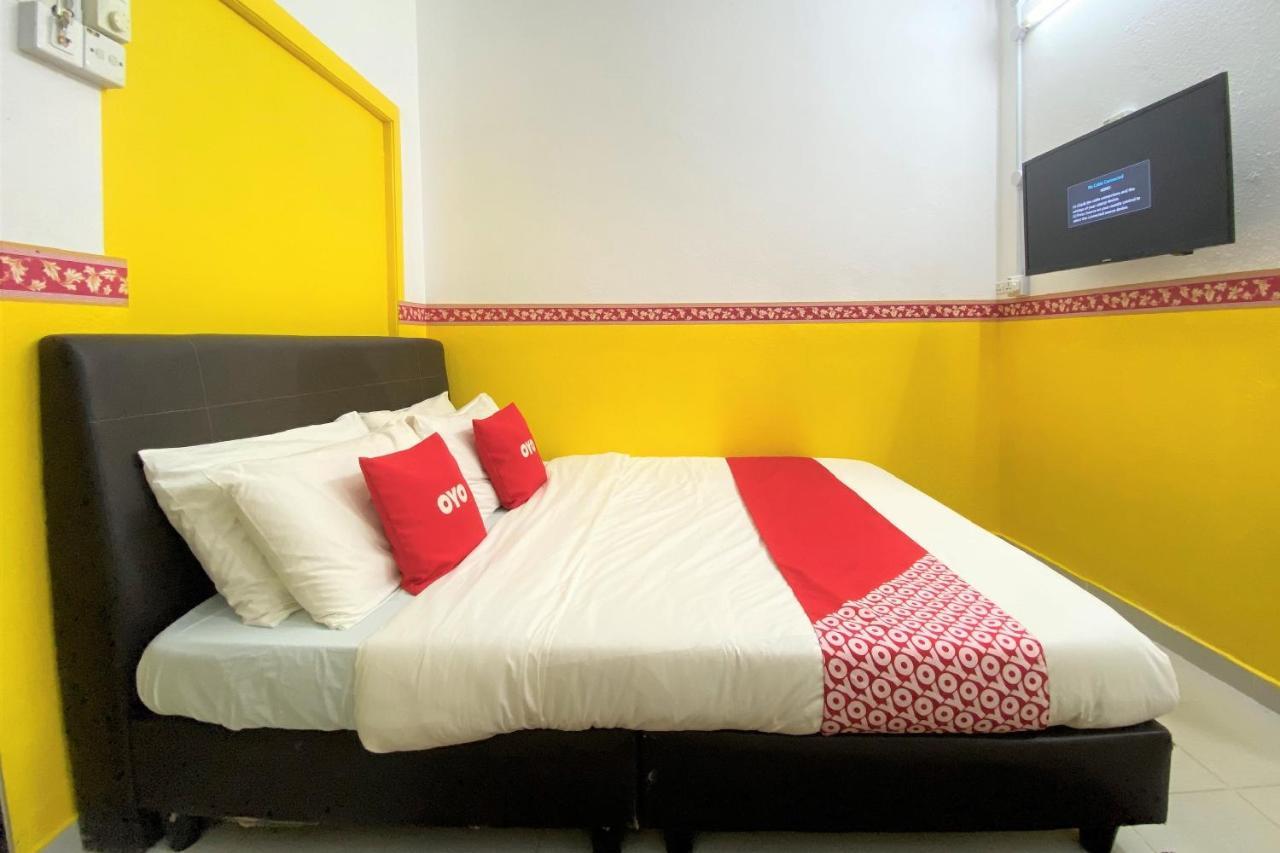 Oyo 90176 D'Cruz Sunrise Villa Pantai Cenang  Εξωτερικό φωτογραφία