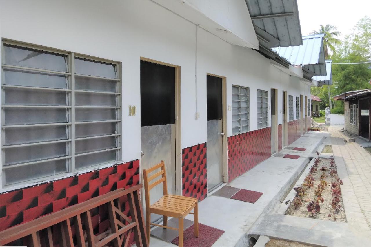 Oyo 90176 D'Cruz Sunrise Villa Pantai Cenang  Εξωτερικό φωτογραφία