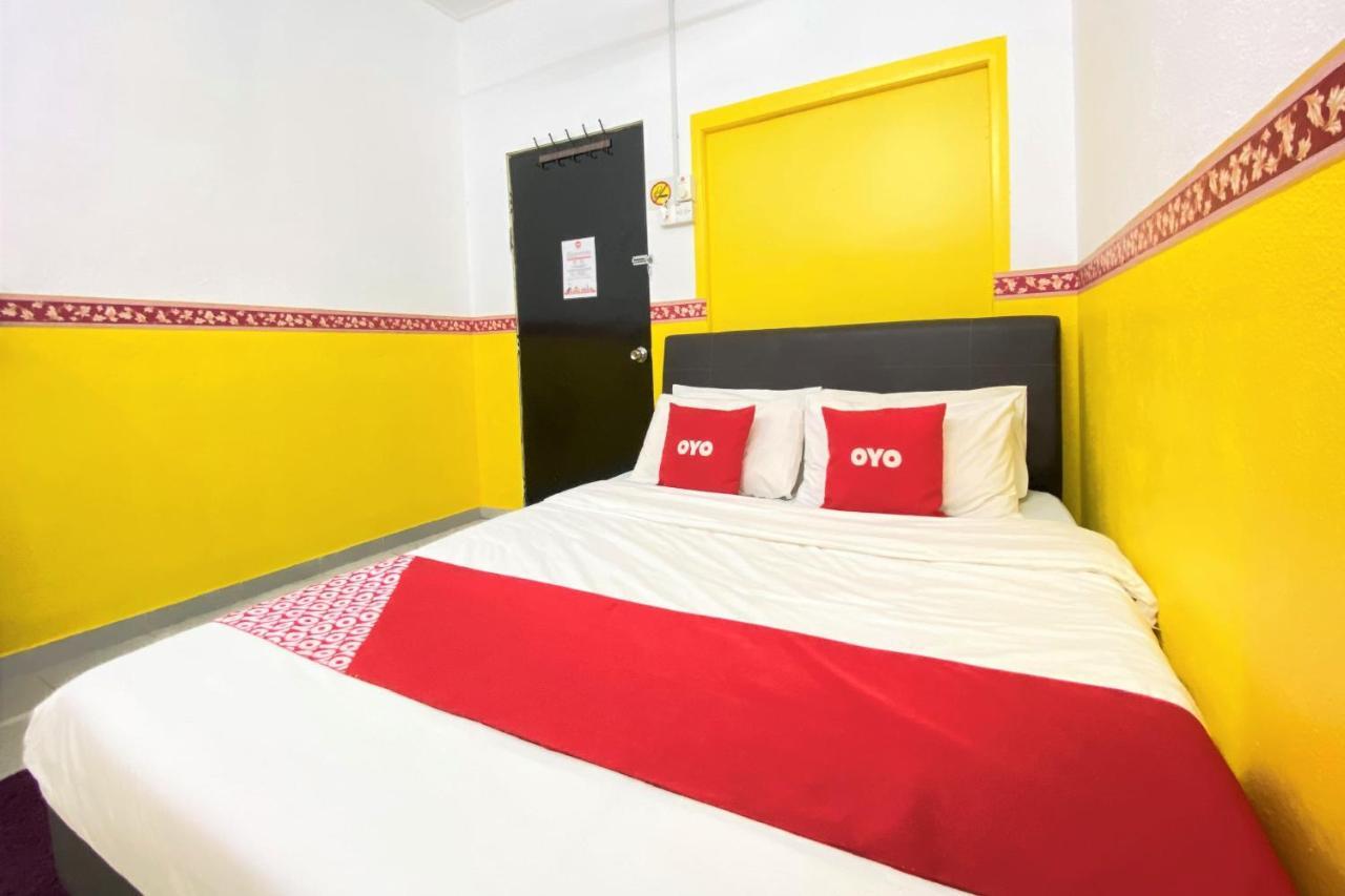 Oyo 90176 D'Cruz Sunrise Villa Pantai Cenang  Εξωτερικό φωτογραφία