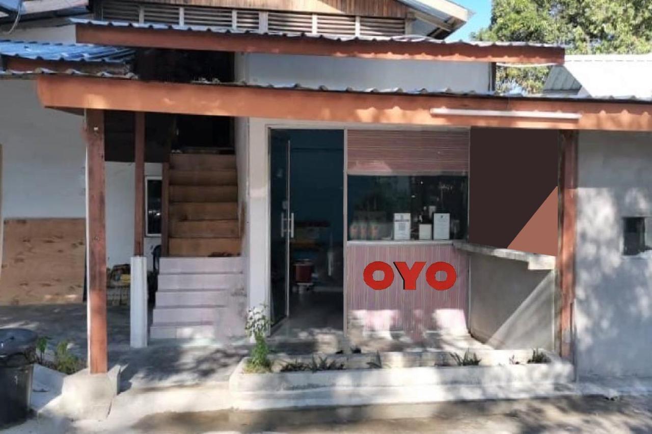 Oyo 90176 D'Cruz Sunrise Villa Pantai Cenang  Εξωτερικό φωτογραφία