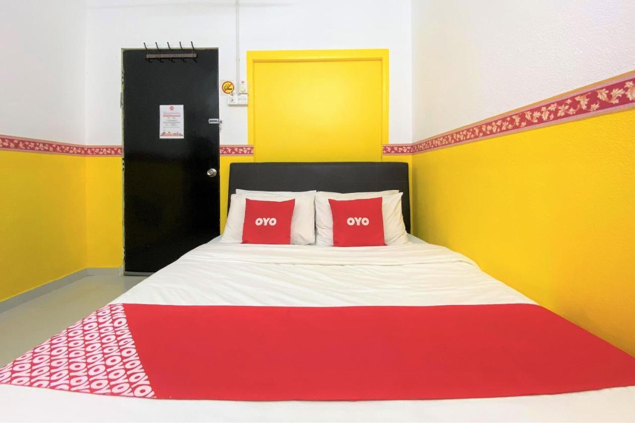 Oyo 90176 D'Cruz Sunrise Villa Pantai Cenang  Εξωτερικό φωτογραφία