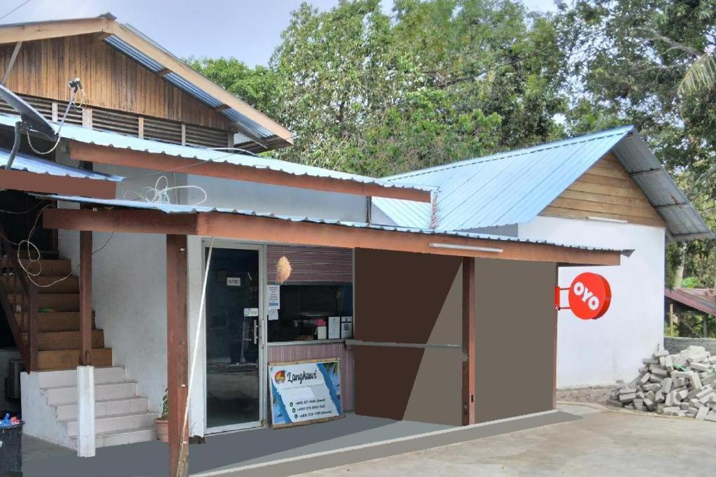Oyo 90176 D'Cruz Sunrise Villa Pantai Cenang  Εξωτερικό φωτογραφία